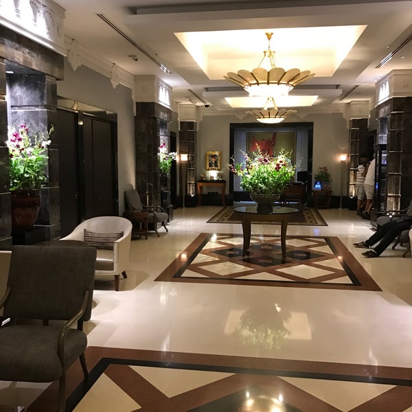 Das Foto wurde bei Mayfair, Bangkok - Marriott Executive Apartments von Chu C. am 3/30/2017 aufgenommen