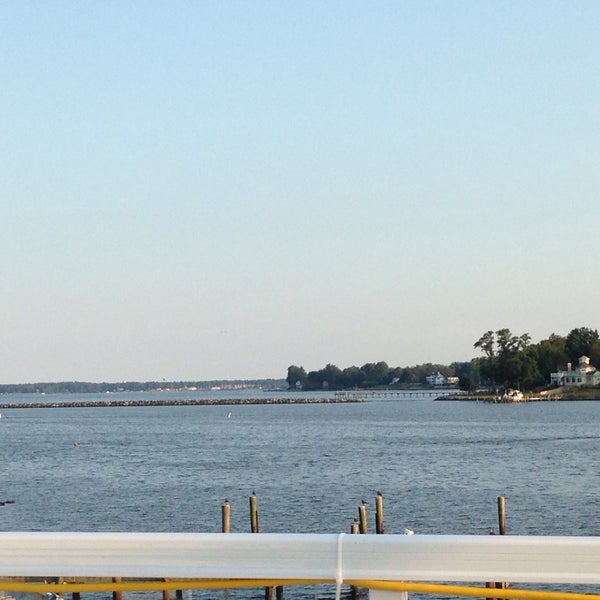 Photo taken at Skippers Pier Restaurant and Dock Bar by Gina L. on 8/28/2015
