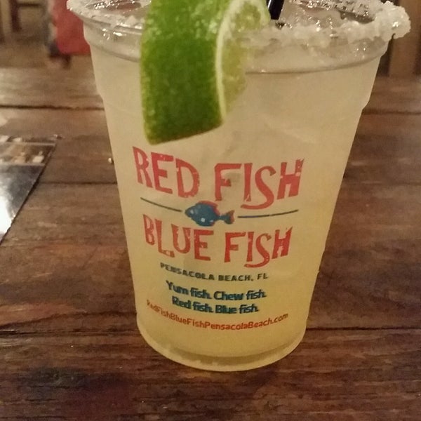 Photo taken at Red Fish Blue Fish by Sue L. on 1/11/2017