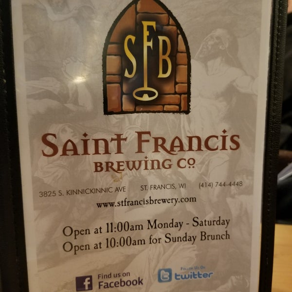 Photo prise au St. Francis Brewery &amp; Restaurant par Sue L. le12/16/2017