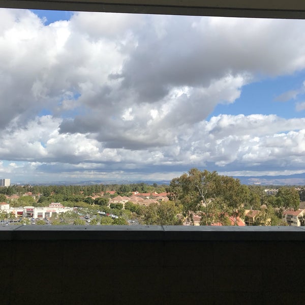 2/22/2018 tarihinde Rachel M.ziyaretçi tarafından University of California, Irvine (UCI)'de çekilen fotoğraf