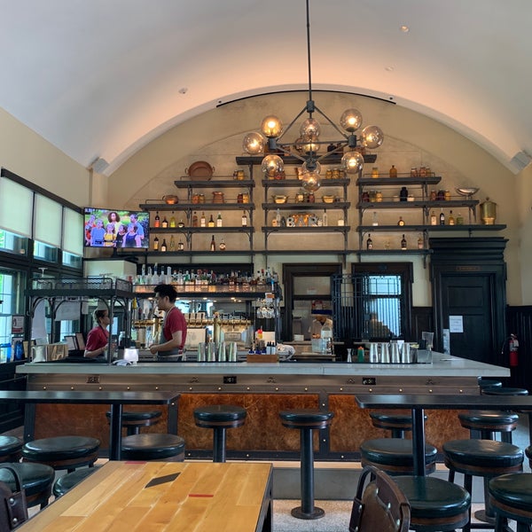 6/1/2019にConor M.がThe Dinky Bar &amp; Kitchenで撮った写真