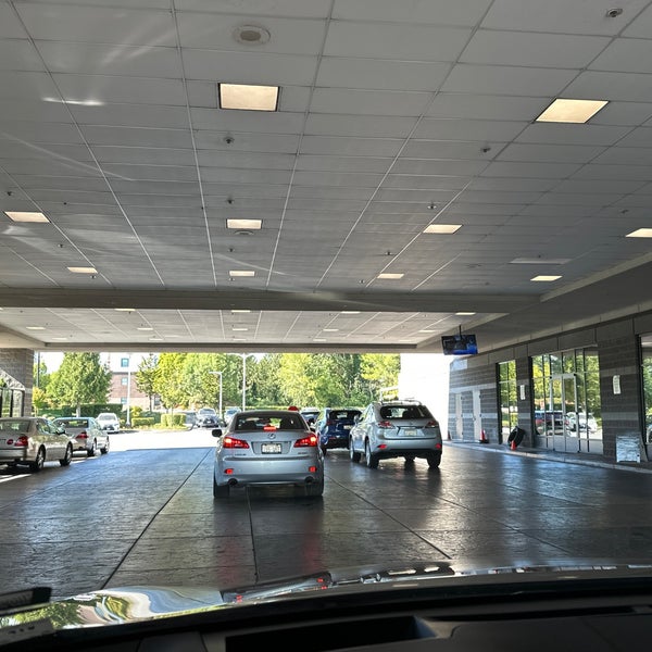 Lexus Of Bellevue Car Dealership in Bellevue