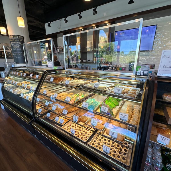 Hoffman's Fine Cakes & Pastries Downtown Redmond Redmond, WA