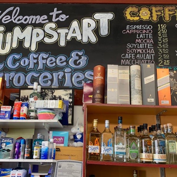 Foto tomada en Jump Start Coffee &amp; Grocery  por Conor M. el 6/28/2019