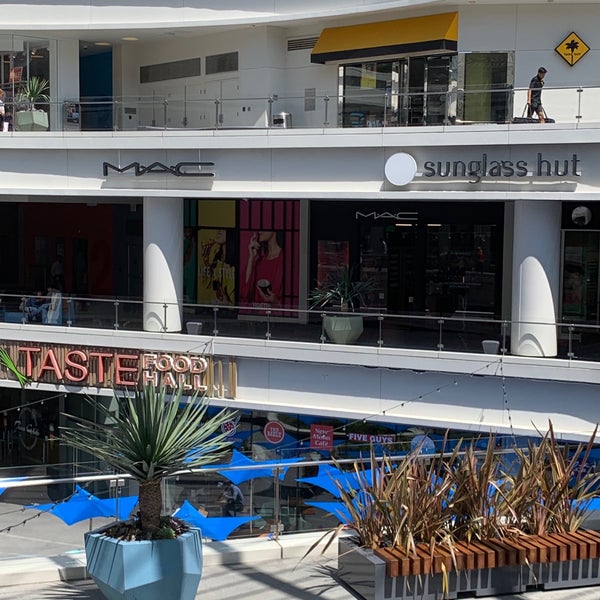 Foto tirada no(a) TASTE FIGat7th por Conor M. em 8/12/2019