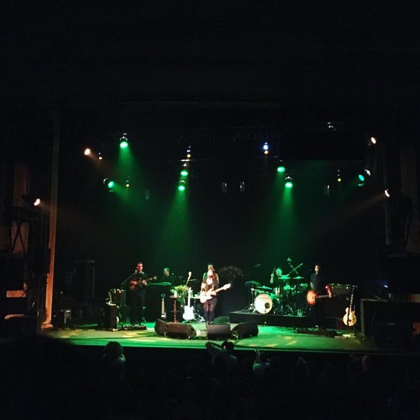Photo taken at Théâtre Corona by Moon Hwan K. on 9/30/2015