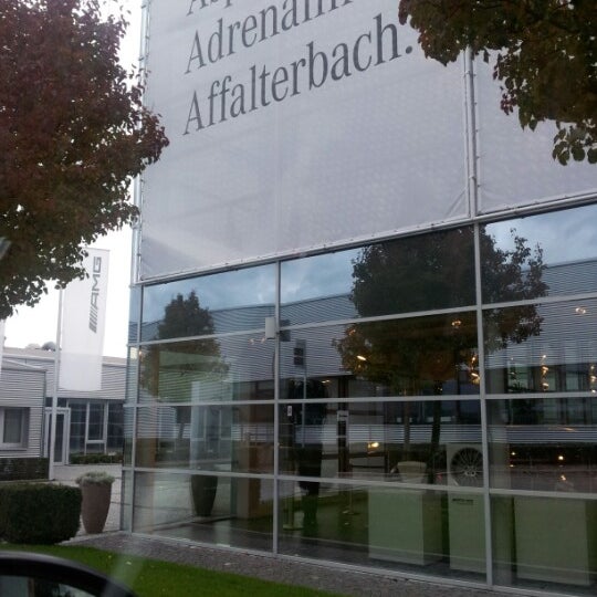 11/4/2012 tarihinde Bachir H.ziyaretçi tarafından Mercedes-AMG GmbH'de çekilen fotoğraf