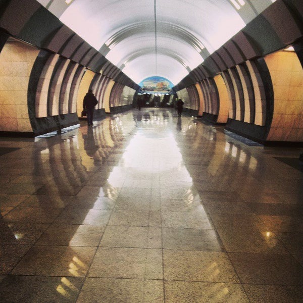 Москва метро марьино