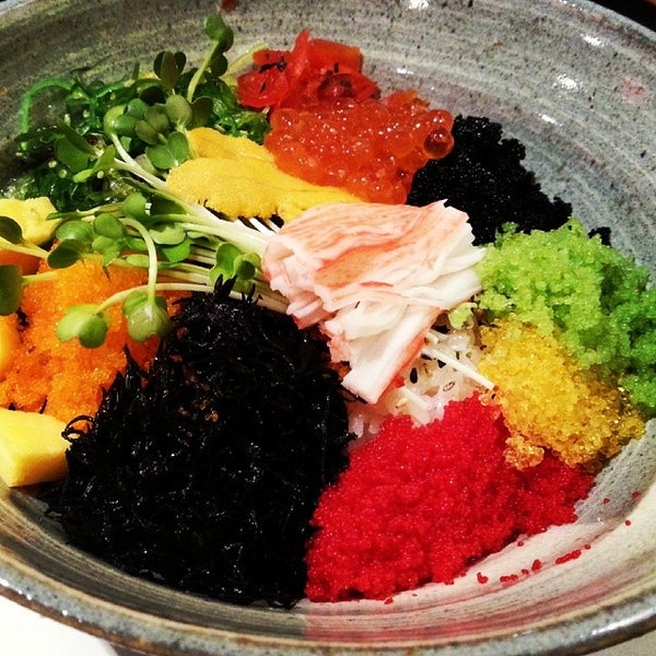 2/8/2014 tarihinde Lisa P.ziyaretçi tarafından A-won Japanese Restaurant'de çekilen fotoğraf