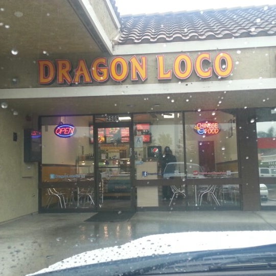 Photo taken at Dragon Loco Chinese Mexican Fusion by Sef on 1/25/2013