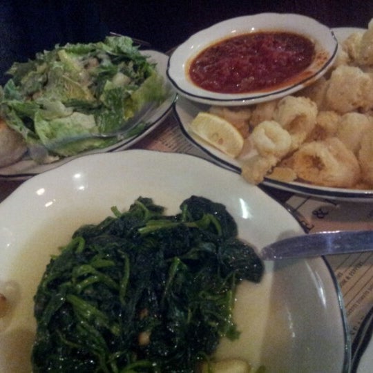 10/24/2012에 Vindy U.님이 Delizia 73 Ristorante &amp; Pizza에서 찍은 사진