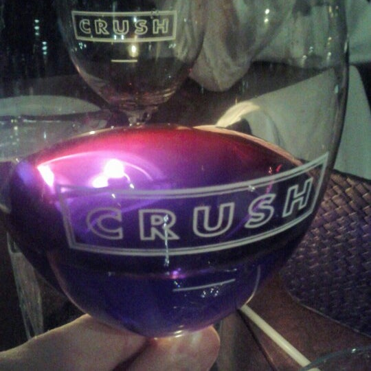 Das Foto wurde bei Crush Wine Bar von Otto C. am 11/28/2012 aufgenommen