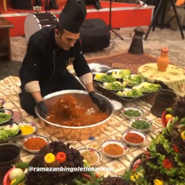 Das Foto wurde bei Ramazan Bingöl Et Lokantası von MSerdarN am 12/27/2019 aufgenommen