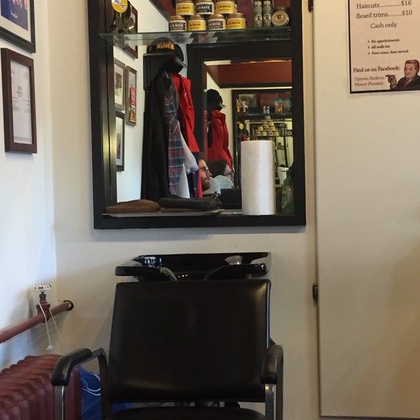 Uptown Barbers Friseursalon In Vancouver