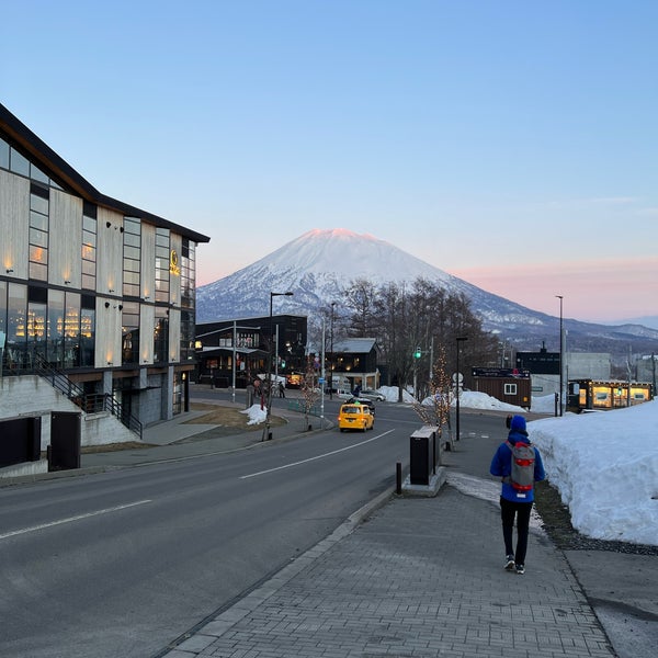 3/18/2023 tarihinde Big R.ziyaretçi tarafından Niseko Hirafu Village, Japan'de çekilen fotoğraf