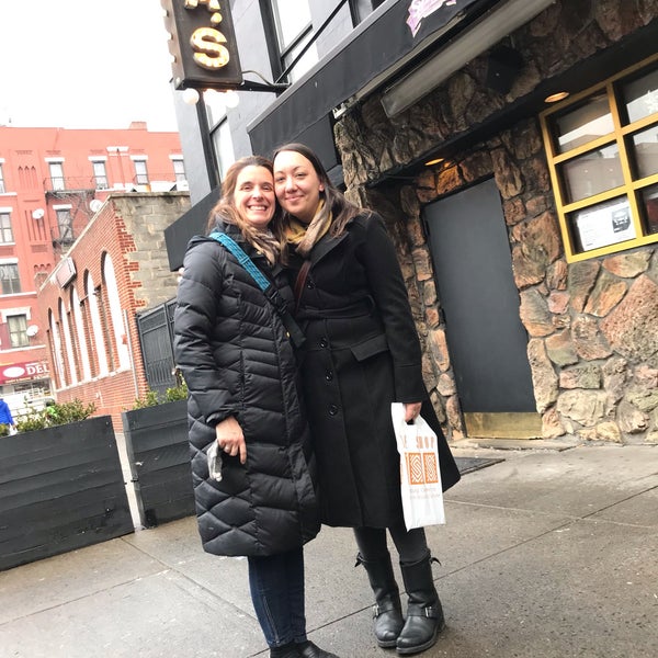 Das Foto wurde bei Sylvia&#39;s Restaurant von Shannon H. am 1/18/2019 aufgenommen