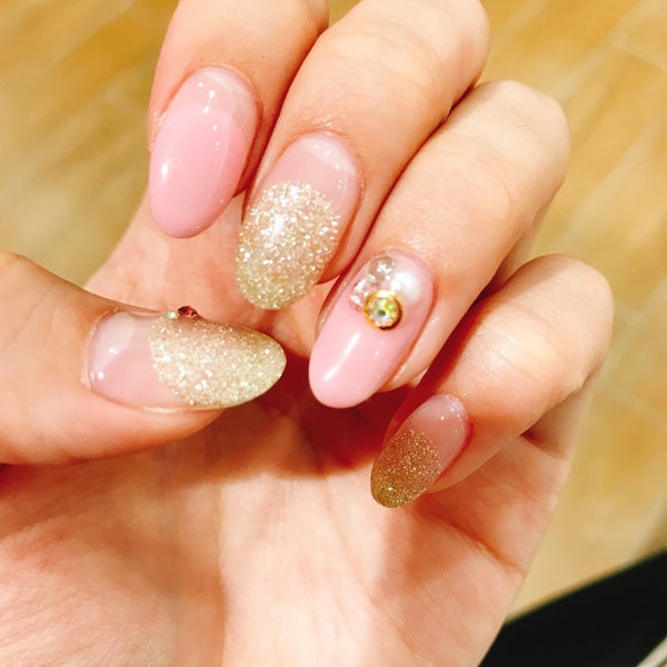 最高 フローレス ネイル 美しいネイルトレンド