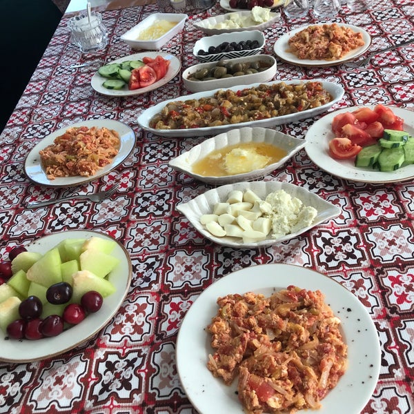Photo taken at Mazgirt Çarşı by Dnz D. on 6/24/2023
