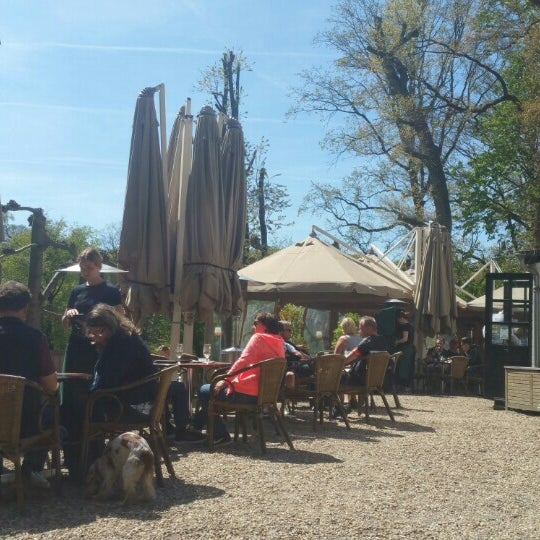 5/5/2016 tarihinde Floris M.ziyaretçi tarafından Pannenkoekenrestaurant De Duivelsberg'de çekilen fotoğraf