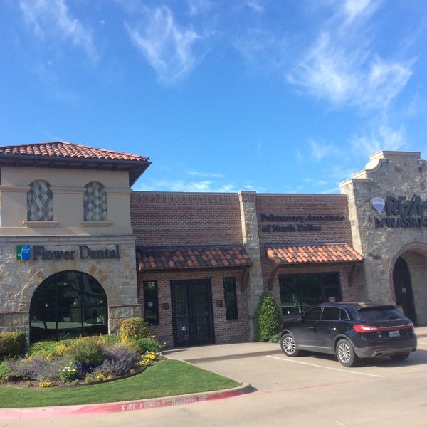 RE/MAX DFW Associates Carrollton - Real Estate Agency in Carrollton