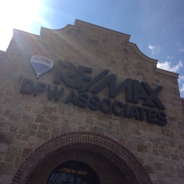 RE/MAX DFW Associates Carrollton - Real Estate Agency in Carrollton