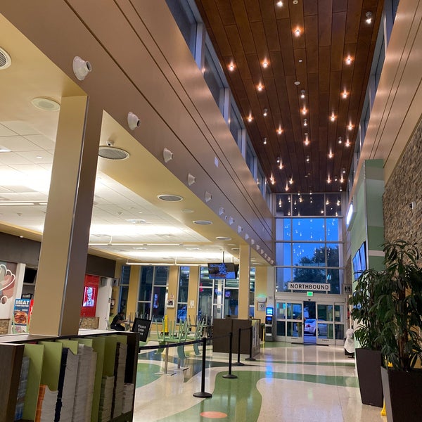 Photos at Okahumpka Service Plaza Florida's Turnpike Rest Area in Leesburg