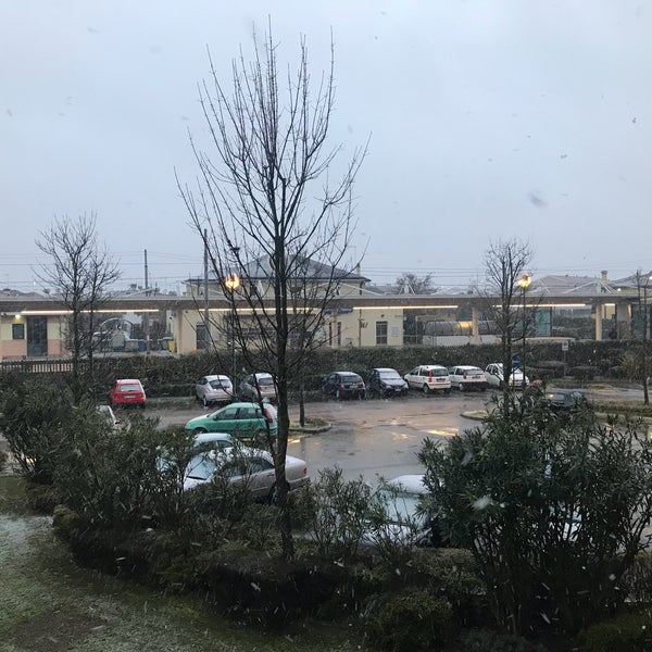 Photo taken at Crowne Plaza Venice East - Quarto D&#39;Altino by Coral S. on 3/19/2018