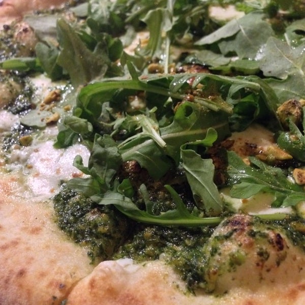 8/23/2014 tarihinde Gokayziyaretçi tarafından Pizza Barbone'de çekilen fotoğraf