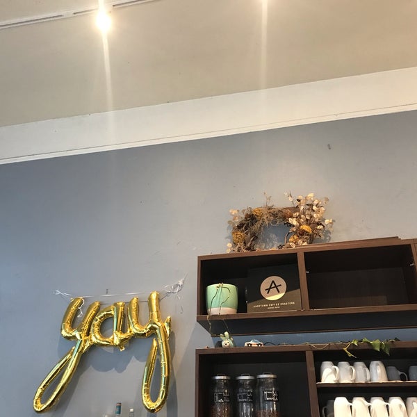 1/5/2019 tarihinde Nima E.ziyaretçi tarafından Matching Half Cafe'de çekilen fotoğraf