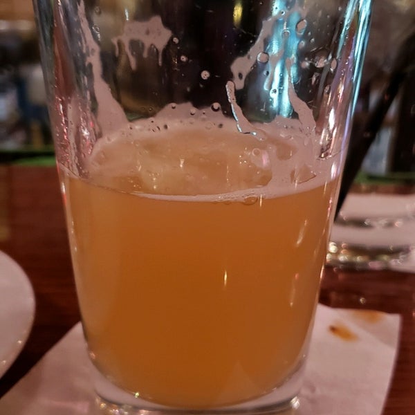 Photo taken at Hopvine Brewing Company by Robert on 1/22/2020