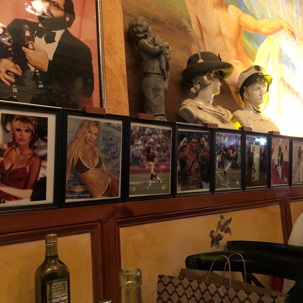 Foto tomada en Mona Lisa Restaurant  por Fernando V. el 10/10/2019