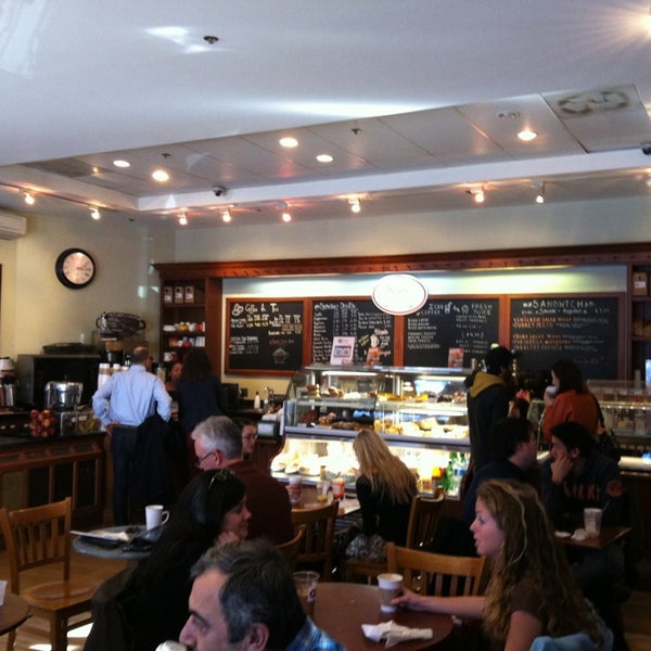 Foto tirada no(a) BeanGood: The Coffee Pub por A. em 1/20/2013