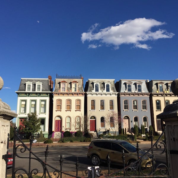 Lafayette Square Neighborhood in Lafayette Square