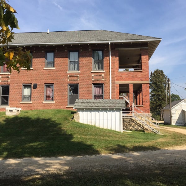 Edinburgh Manor Scotch Grove, IA