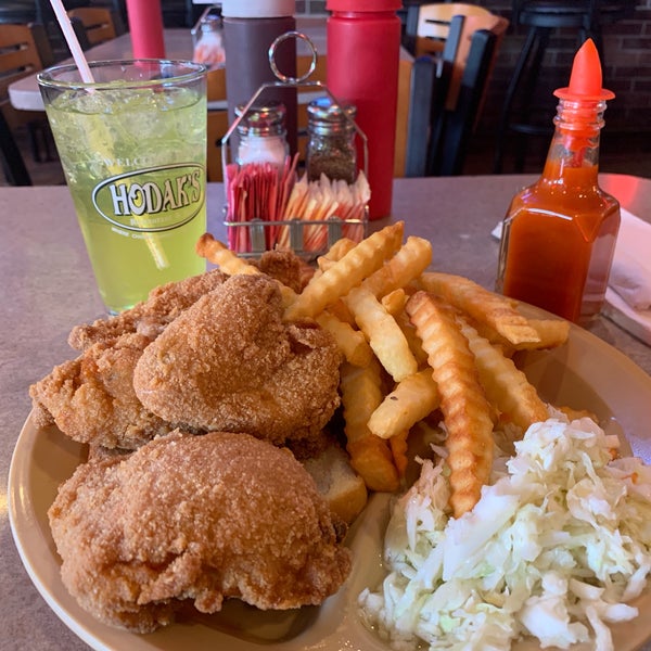 Service here was top notch, home style cooking-their most popular the 1/2 golden brown chicken meal with crinkle fries & coleslaw. Loved the chicken, slaw not so much (vinegar). Free travel mug to-go!