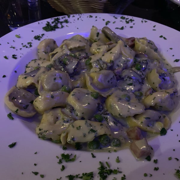 The tortellini was delicious, service was friendly. I was disappointed by their toasted ravioli, which is a STL staple. I recommend dining here if looking for a place nearby, otherwise go to the Hill!