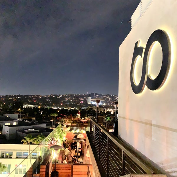 รูปภาพถ่ายที่ SIXTY Beverly Hills Hotel โดย N เมื่อ 8/3/2019