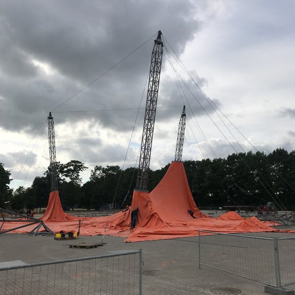 รูปภาพถ่ายที่ Roskilde Festival โดย Anders J. เมื่อ 6/22/2018