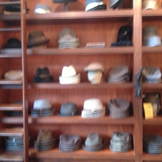 10/11/2012にMark O.がGoorin Bros. Hat Shopで撮った写真