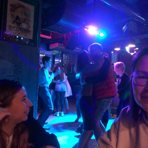 Das Foto wurde bei Stay True Bar von Екатерина А. am 4/19/2019 aufgenommen