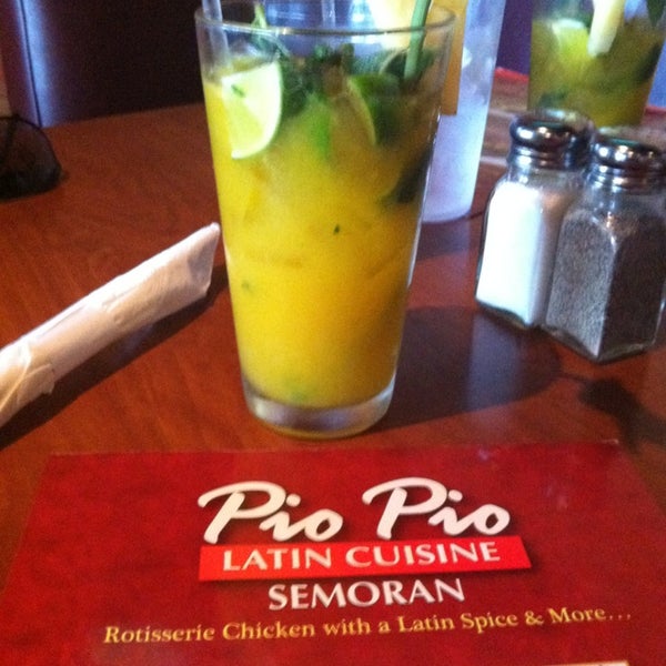 Das Foto wurde bei Pio Pio Latin Cuisine Semoran | Orlando von Rai V. am 8/28/2013 aufgenommen