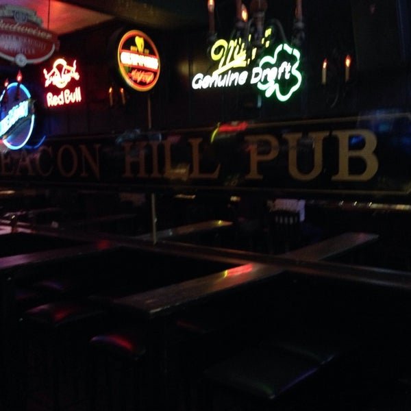 9/23/2014にandre h.がBeacon Hill Pubで撮った写真