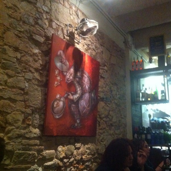 Foto diambil di Restaurant El Taronget oleh Joan A. pada 3/1/2013