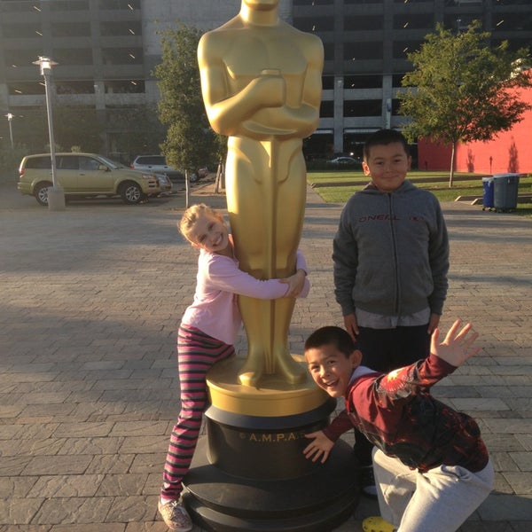 Photo prise au Oscars Outdoors (Academy Hollywood) par Shelley B. le6/16/2013