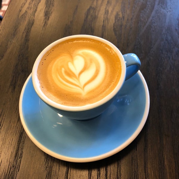 10/9/2018 tarihinde Jason F.ziyaretçi tarafından Mammoth Espresso'de çekilen fotoğraf