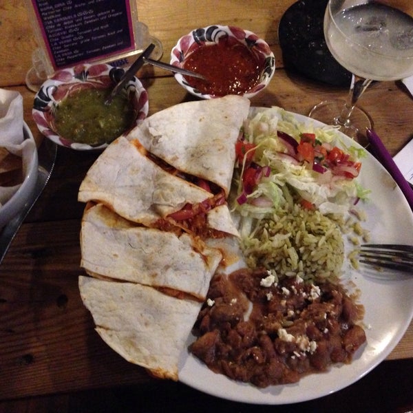 Photo prise au AGÜEVO! Taquería Cantina par Francis K. le12/27/2015