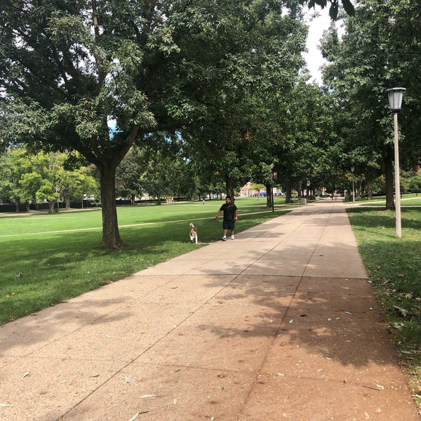 Photo taken at University of Illinois by Kevin H. on 9/22/2018