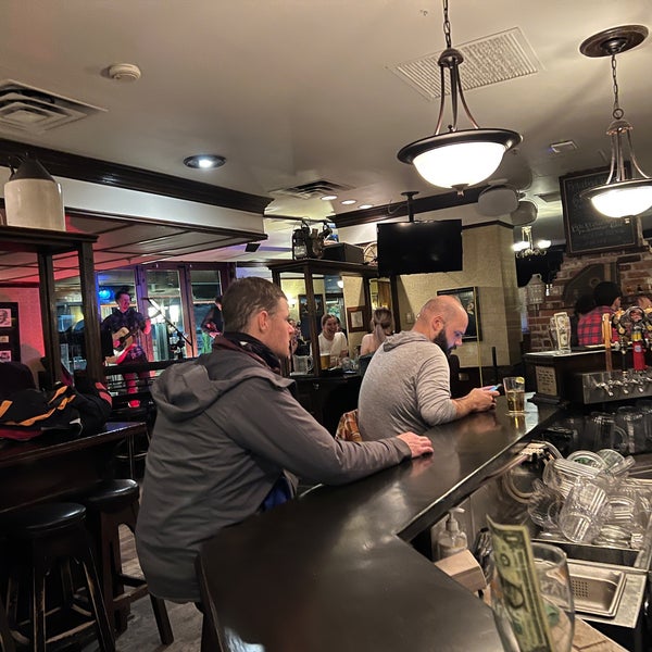 Foto tirada no(a) Dubh Linn Gate Irish Pub por Kevin H. em 2/1/2022