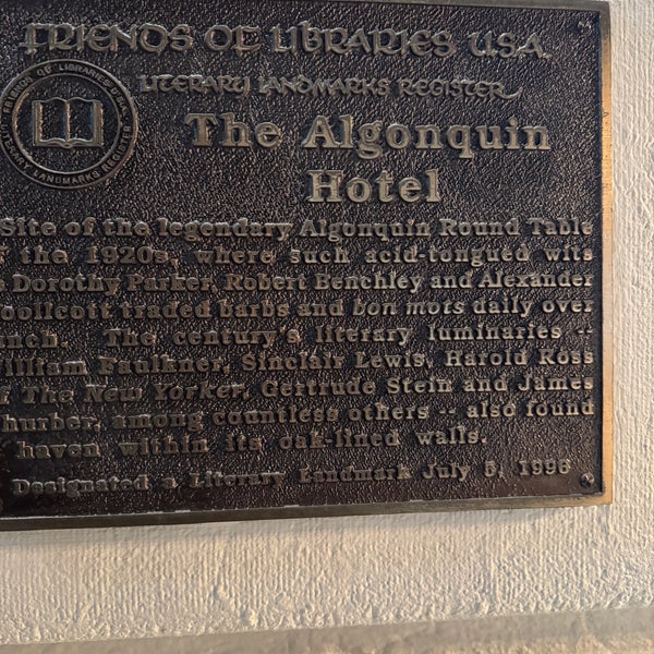Снимок сделан в The Algonquin Hotel, Autograph Collection пользователем Kevin H. 2/5/2024